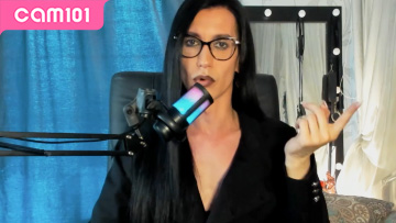 Emotional Burnout in Webcam Models